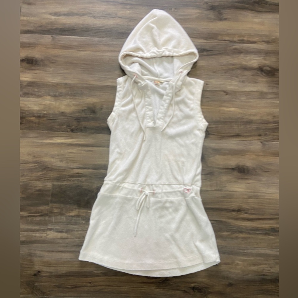 Y2K Sleeveless Hooded Dress in Soft White